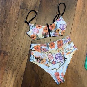 Floral print bikini
